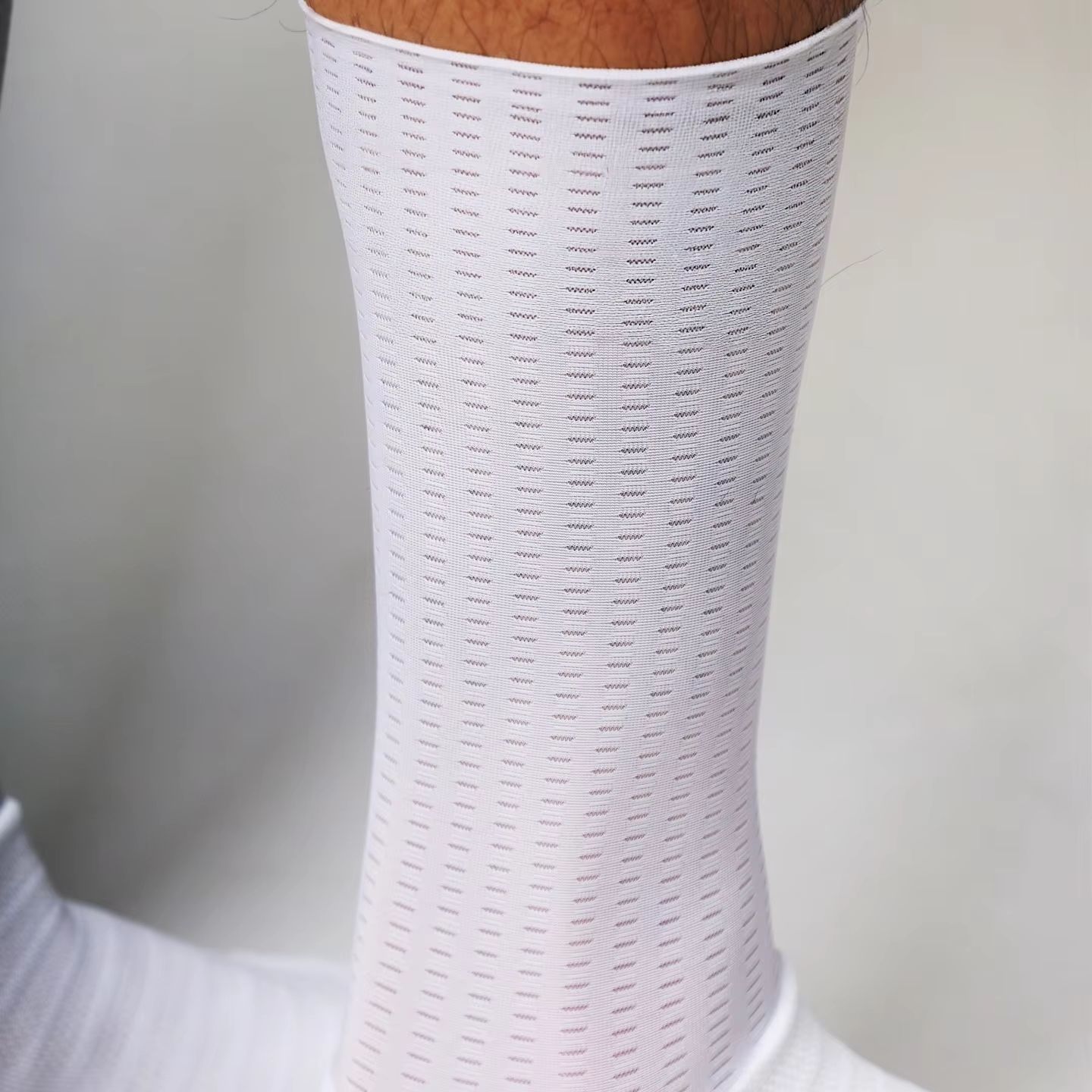 Professional Unisex Aero Cycli - Sports Socks review and price